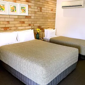 Starlight Motor Hotel